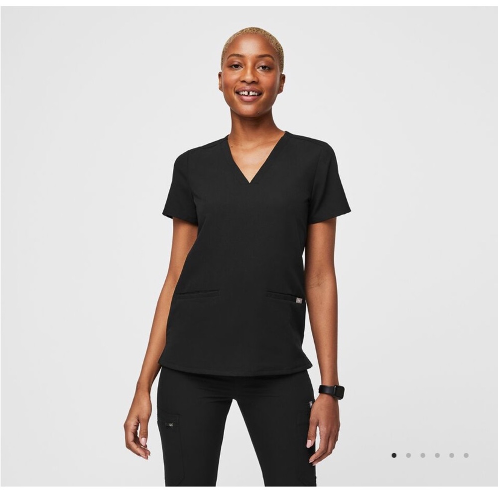 Figs black scrub top